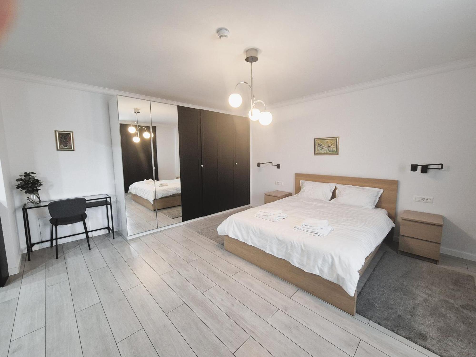 Parliament Apartment *
